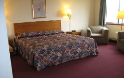 Amerivu Inn & Suites-에이본 외부 사진