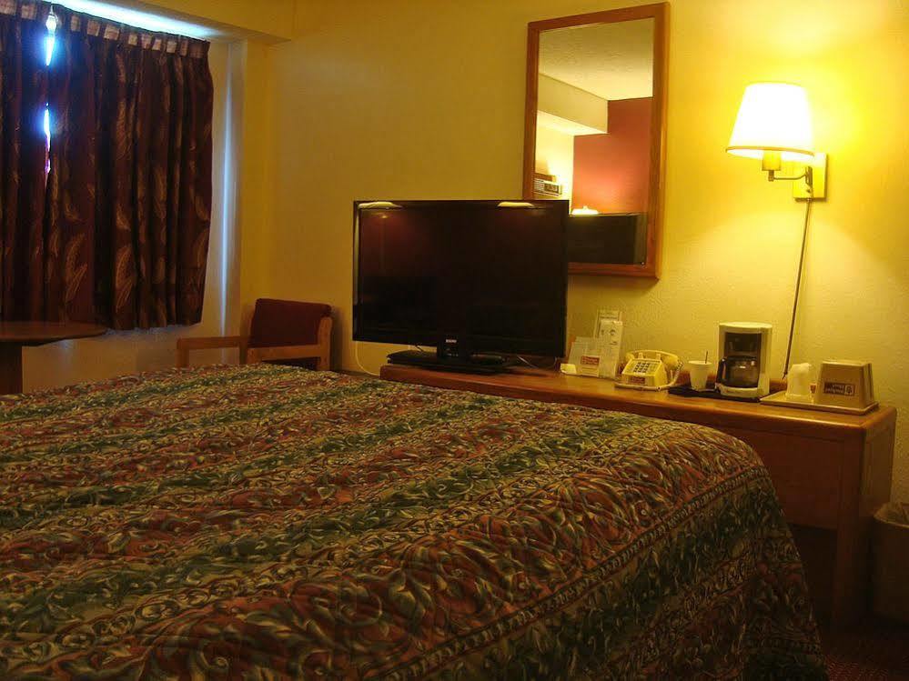 Amerivu Inn & Suites-에이본 외부 사진
